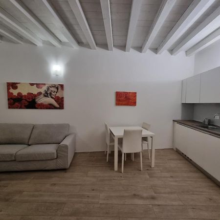 Profumo Di Lago Desenzano-By Goccia Di Lago Desenzano del Garda Kültér fotó