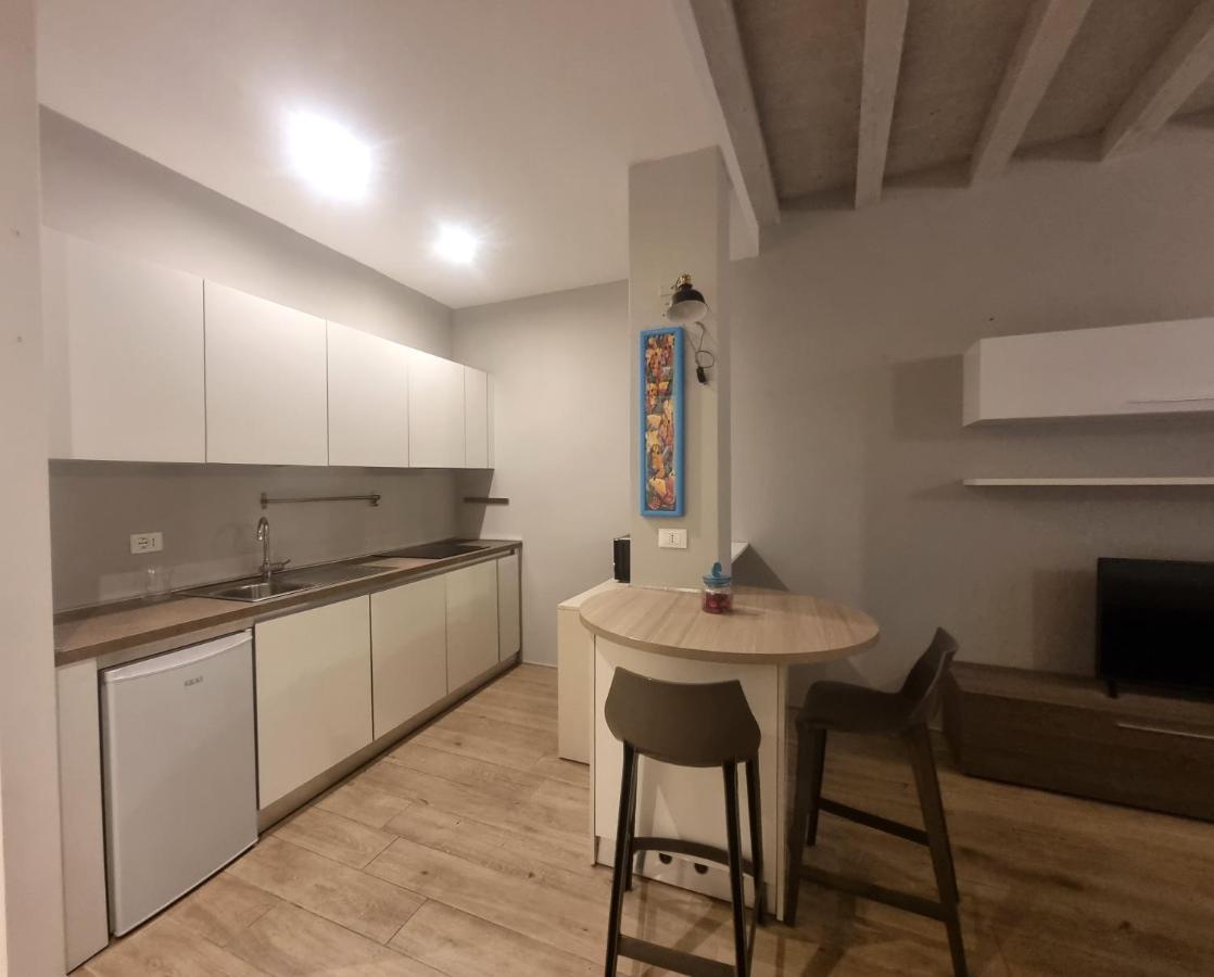 Profumo Di Lago Desenzano-By Goccia Di Lago Desenzano del Garda Kültér fotó